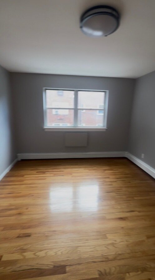 Building Photo - 26 Stiles St