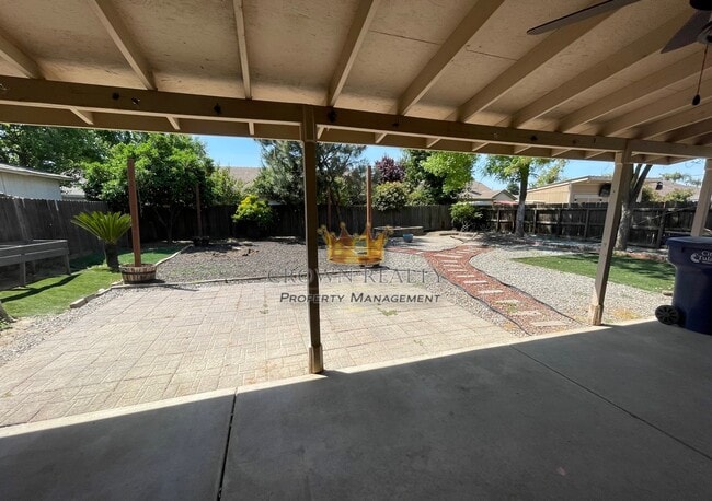 Building Photo - 1315 Zinfandel Ct