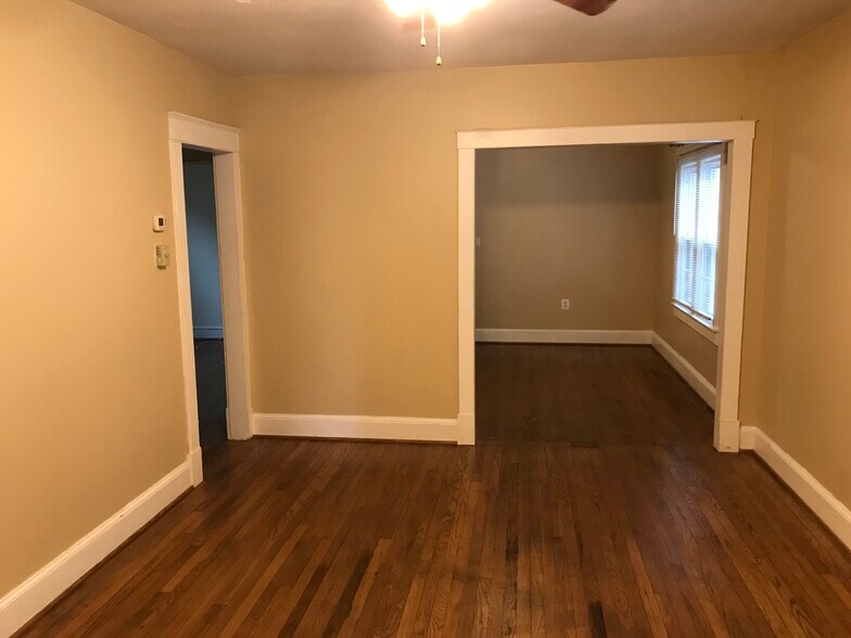 Family room to dining room - 276 4th Ave