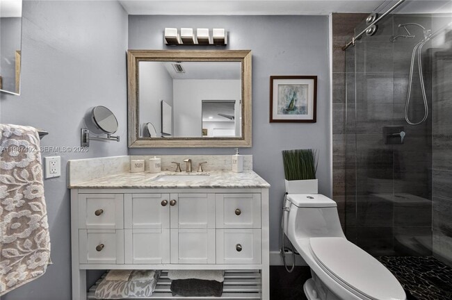 Building Photo - 371 SE 3rd St