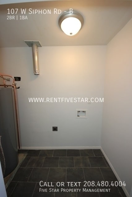 Building Photo - 107 W Siphon Rd