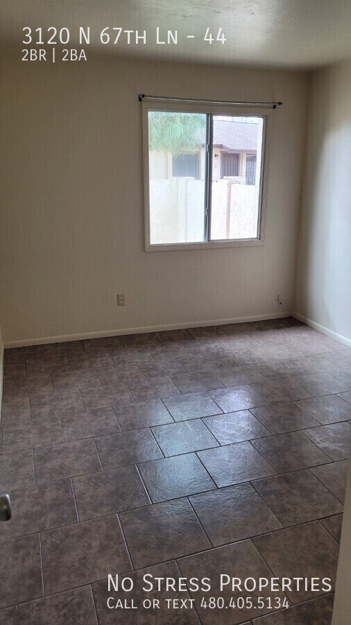 Building Photo - 2 Bed 2 Bath Condo off 67th Ave and Osborn!