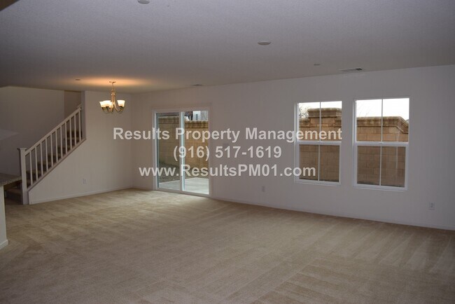 Building Photo - Lovely and Spacious 4 Bedroom Rocklin Home