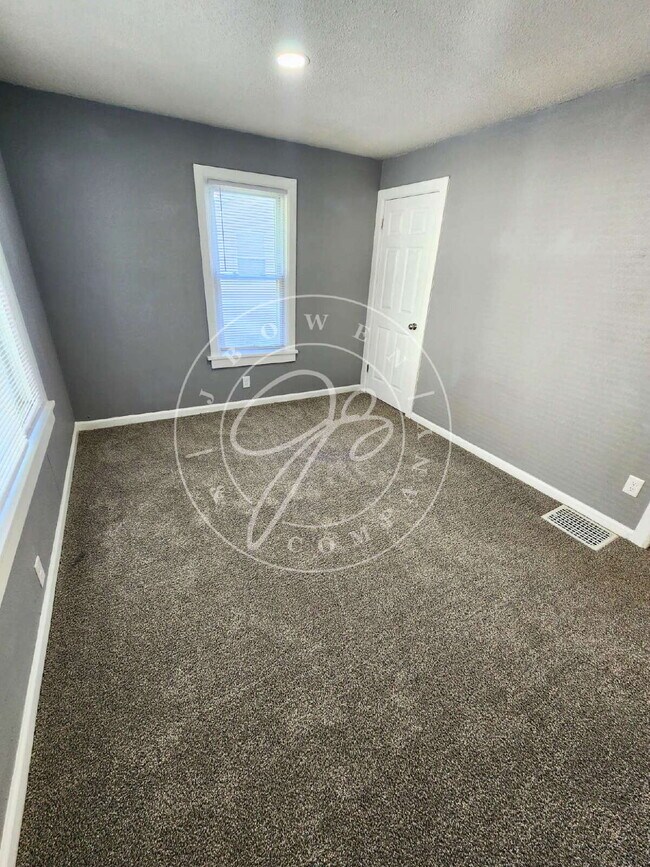 Building Photo - Basically, Brand New! Open Layout 1-Story ...