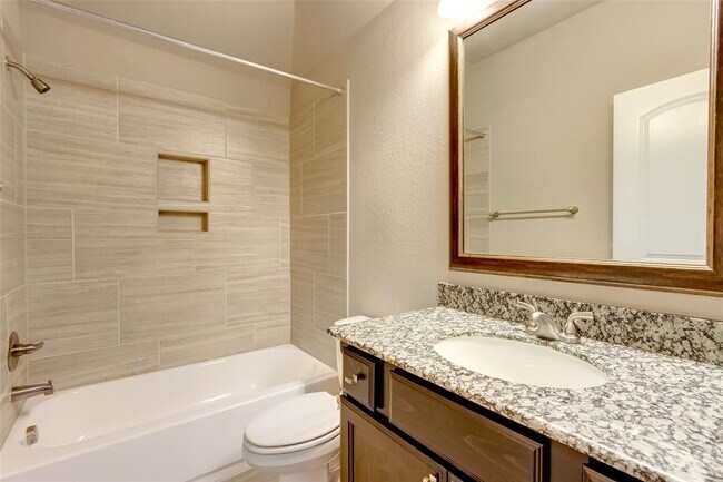 Building Photo - 23319 Tirino Shores Dr