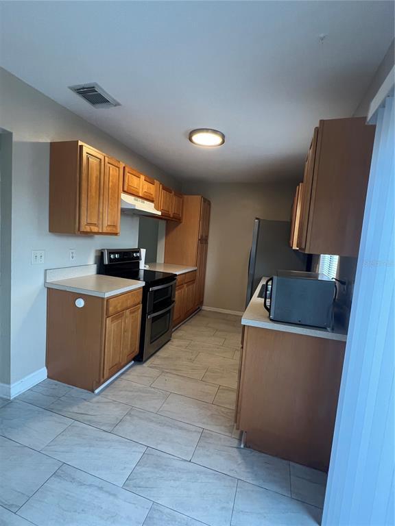 Building Photo - 6231 Yorktown Dr