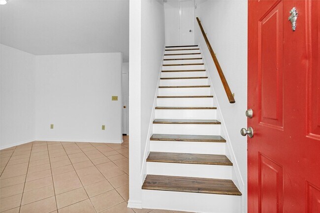 Building Photo - 2156 Hopper Rd