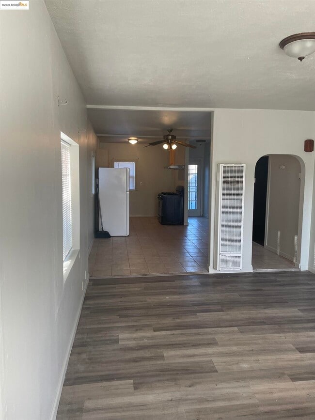 Building Photo - 3525 Bissell Ave