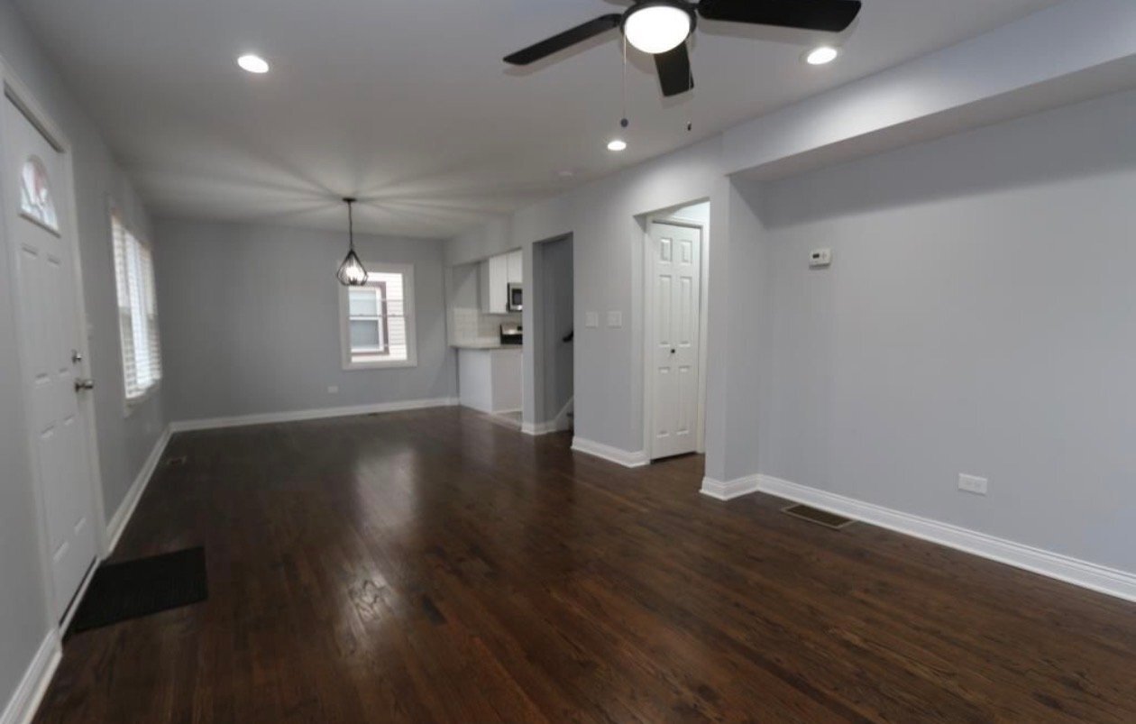 Building Photo - 3728 W 86th St