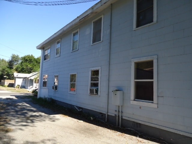 Building Photo - 1014 12th Ave N