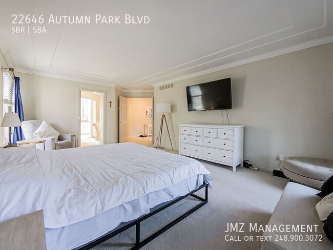 Building Photo - 22646 Autumn Park Blvd
