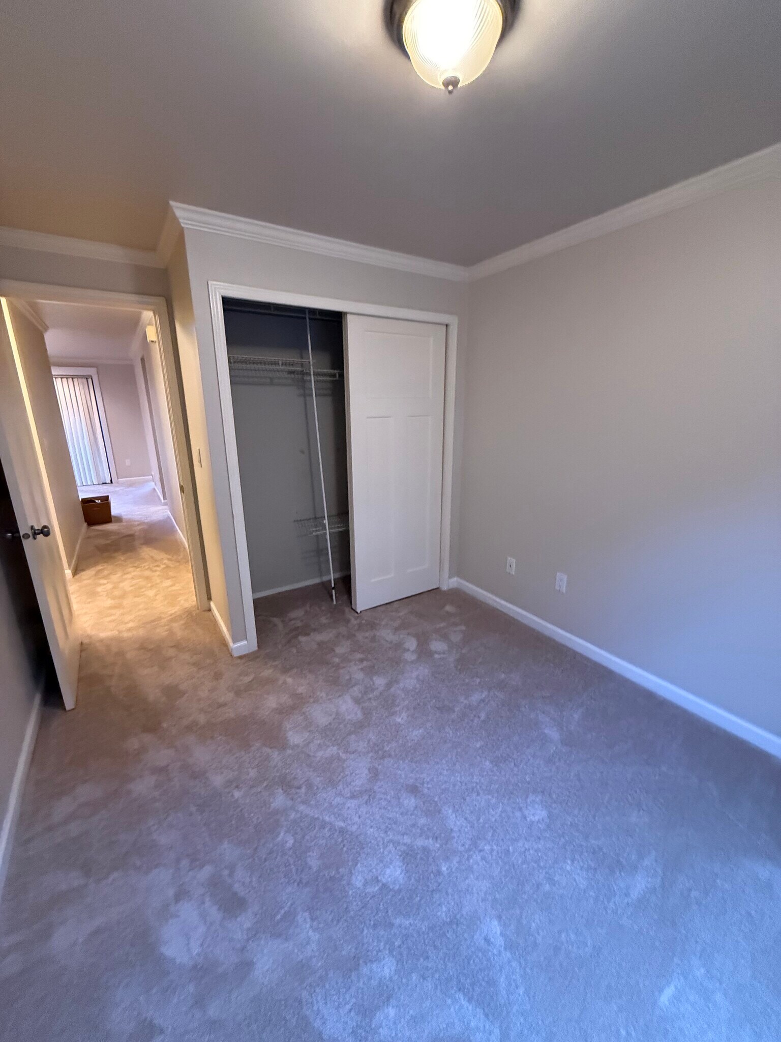 Building Photo - 10009 NE 123rd St