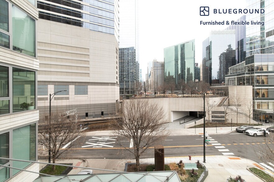 Building Photo - 300 N Canal St