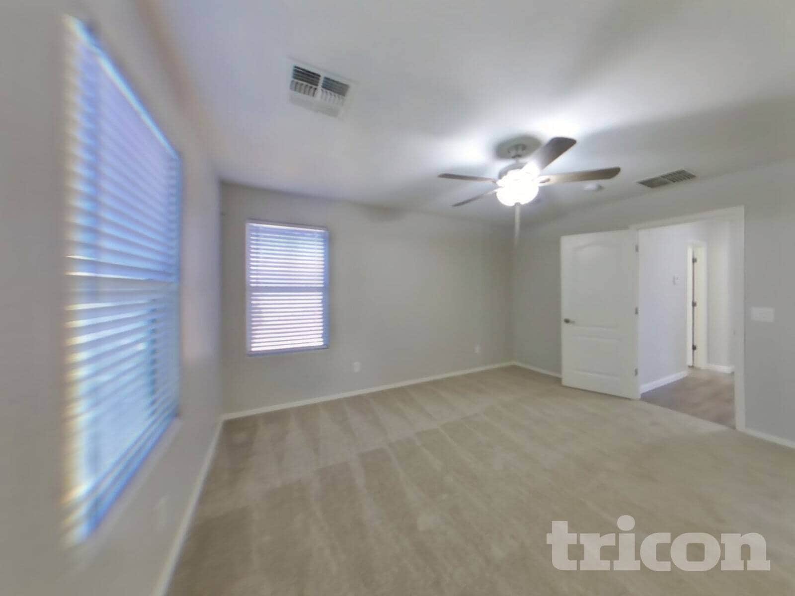 Building Photo - 4360 E Carla Vista Dr