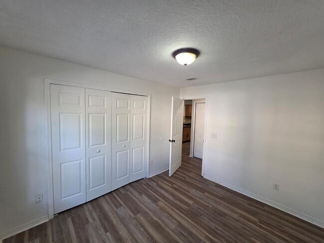 Building Photo - 7606 Pissarro Dr