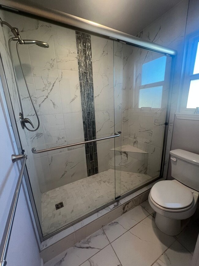 Building Photo - 3 Bedroom home in Candlewood Estates