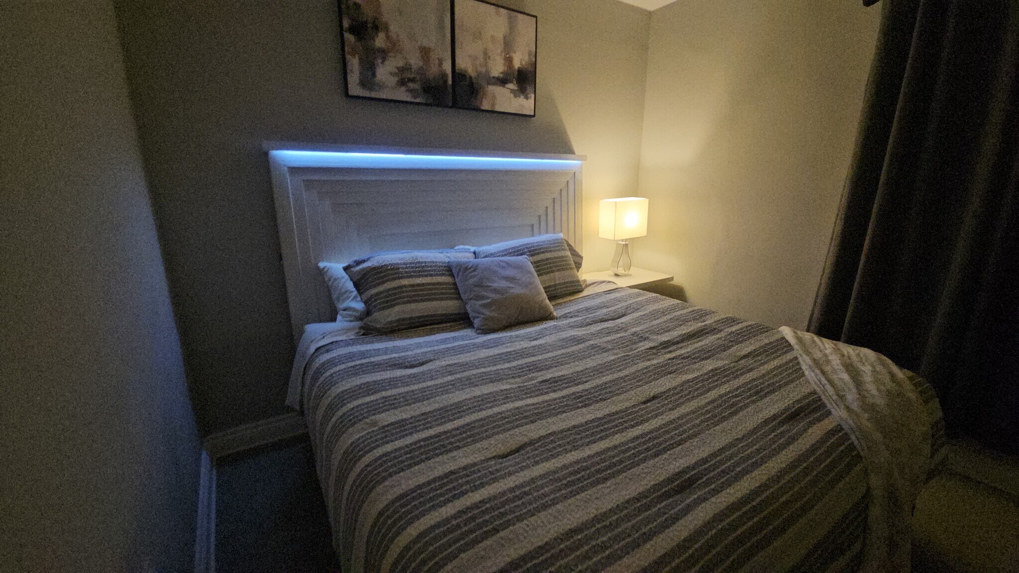 Main Level King Bedroom - 7914 S Ridgeland Ave