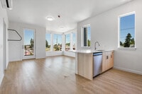 Building Photo - ORYA1515