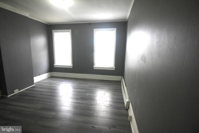 Building Photo - 167 Kirkbride Ave