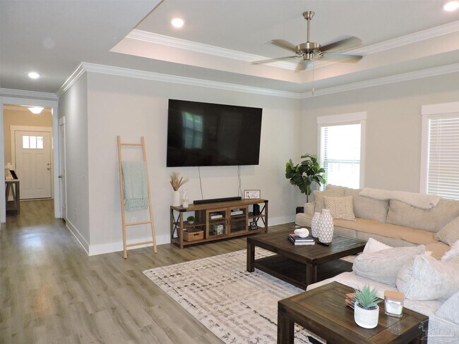 Building Photo - 8823 Airway Dr