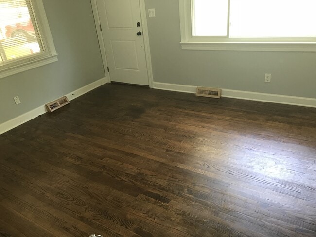 Building Photo - 1209 Clifton St