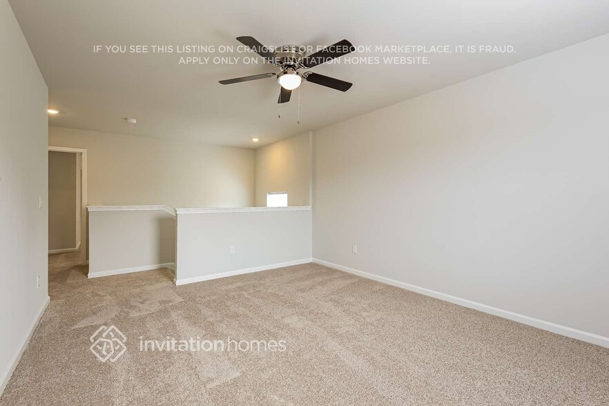 Building Photo - 209 White Flds Ave