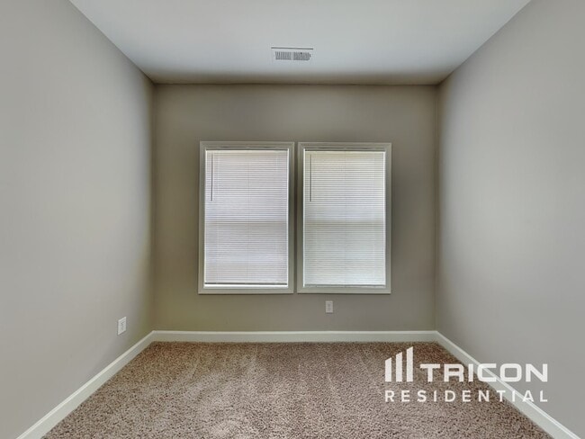 Building Photo - 12405 Walden Lea Dr