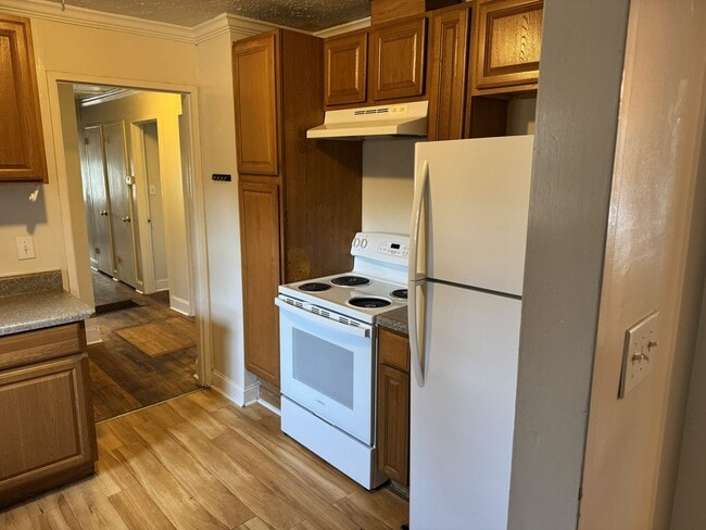 Building Photo - 115 Kenneth Blvd