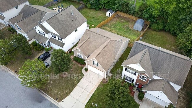 Building Photo - 1153 Hawick Dr