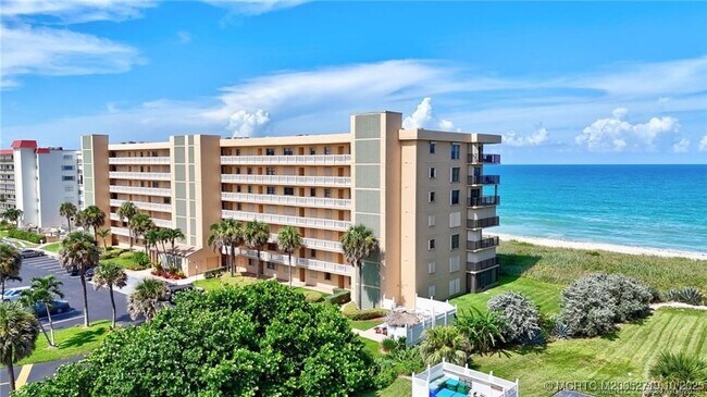 Building Photo - 10200 S Ocean Dr