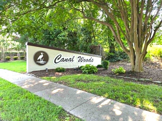 Building Photo - 231 Canal Park Dr