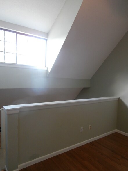 Building Photo - 42 N Main St