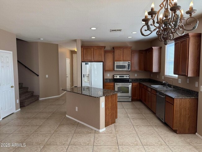 Building Photo - 11752 W Foothill Dr