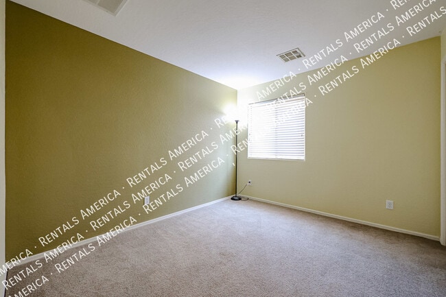 Building Photo - 21004 N Sansom Dr