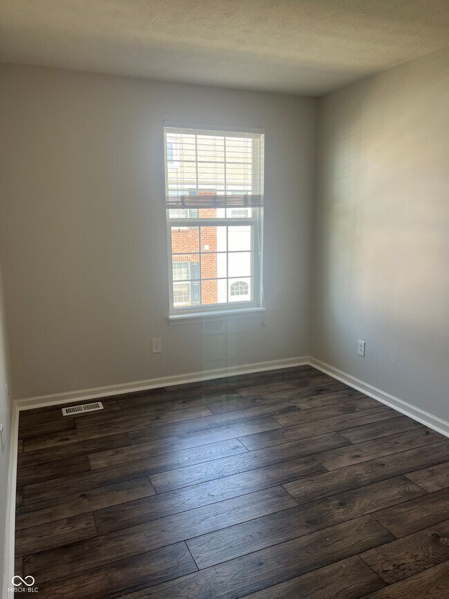 Building Photo - 12721 Tamworth Dr
