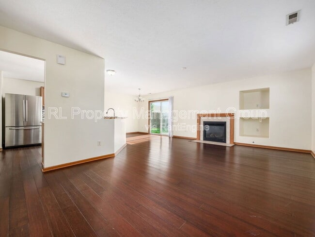 Building Photo - 3152 Thorndyke St