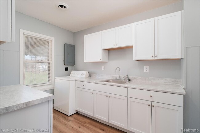 Building Photo - 22619 Furton St