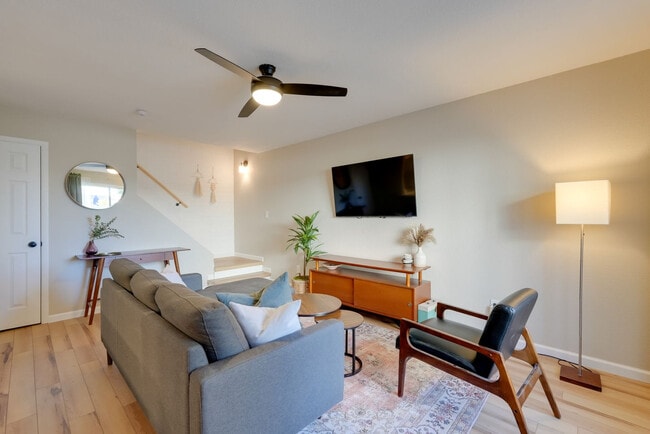 Building Photo - 7913 E Keim Dr