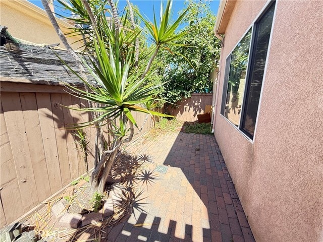 Building Photo - 1250 Kinnow Ct