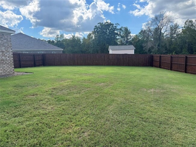 Building Photo - 424 Kohn Dr