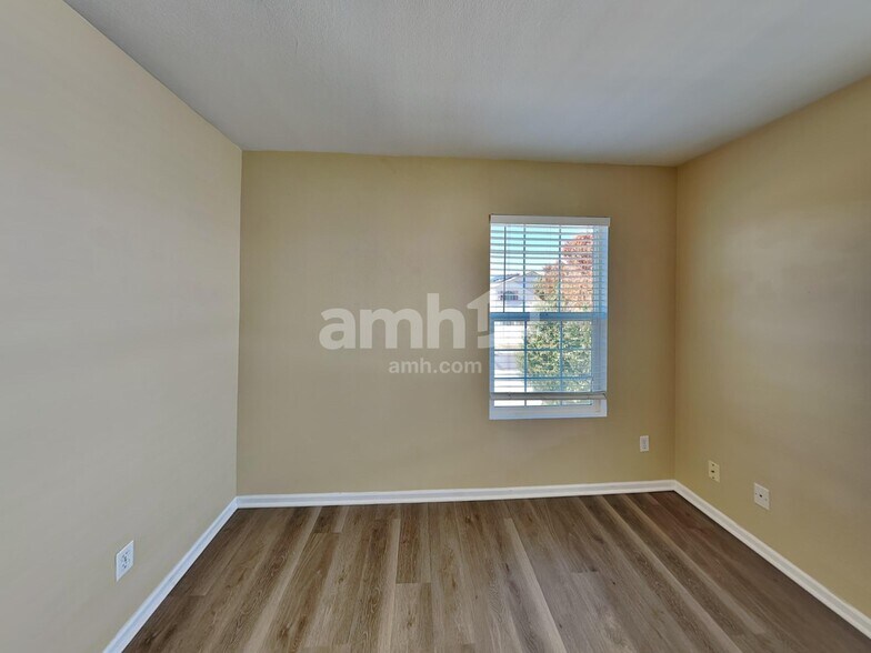 Building Photo - 21551 E 42nd Ave