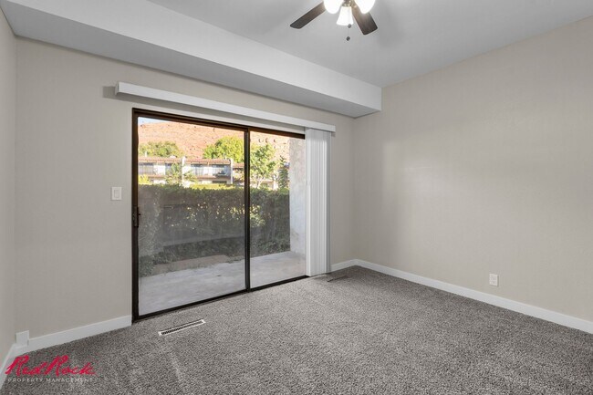 Building Photo - 2 Bedroom Condo in the Heart of St. George!