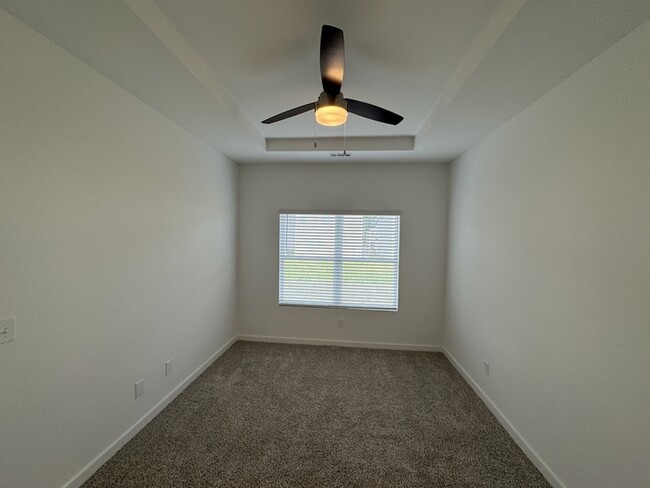Building Photo - 73 Tall Sky Ln