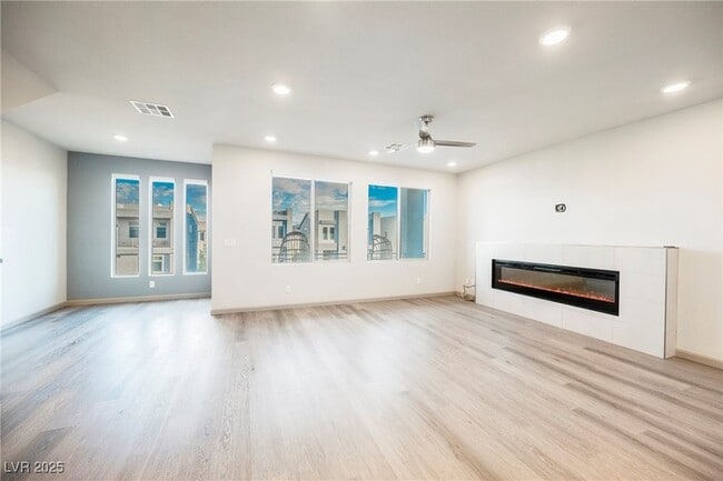Building Photo - 8081 Misty Canyon Ave