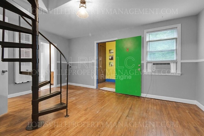 Building Photo - 710 Rubel Ave