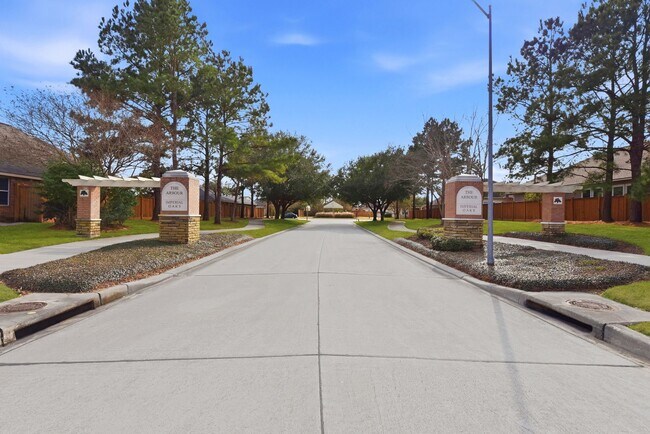 Building Photo - 31039 Sundance Woods Ct