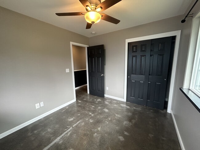 Building Photo - 16-2106-2106 Silversword Dr