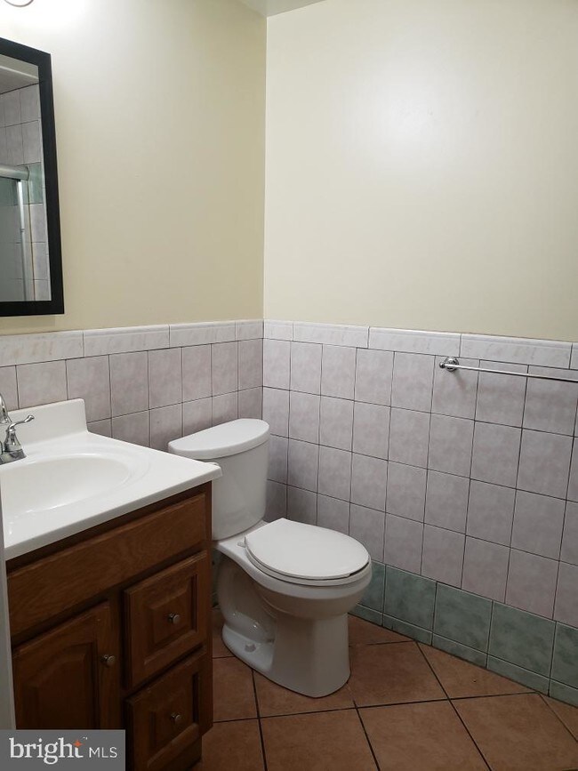 Primary Photo - 1207 Race St