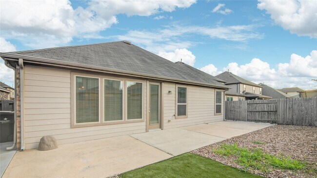 Building Photo - 24018 Adobe Ridge Ln