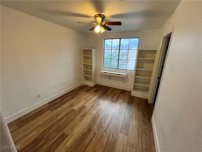 Building Photo - 3572 Tobel Spring Dr